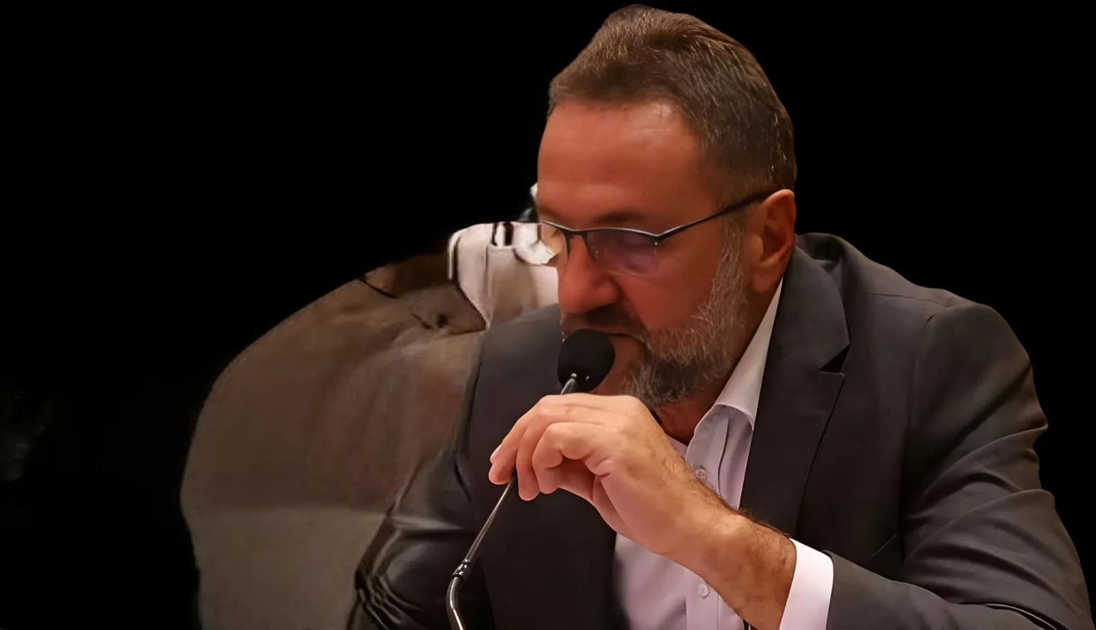 Çekmeköy Belediyesi Bağımsız Meclis Üyesi Soner Çiçekli’den Sert Çıkış “Siyaset hafızası olan bir alandır”