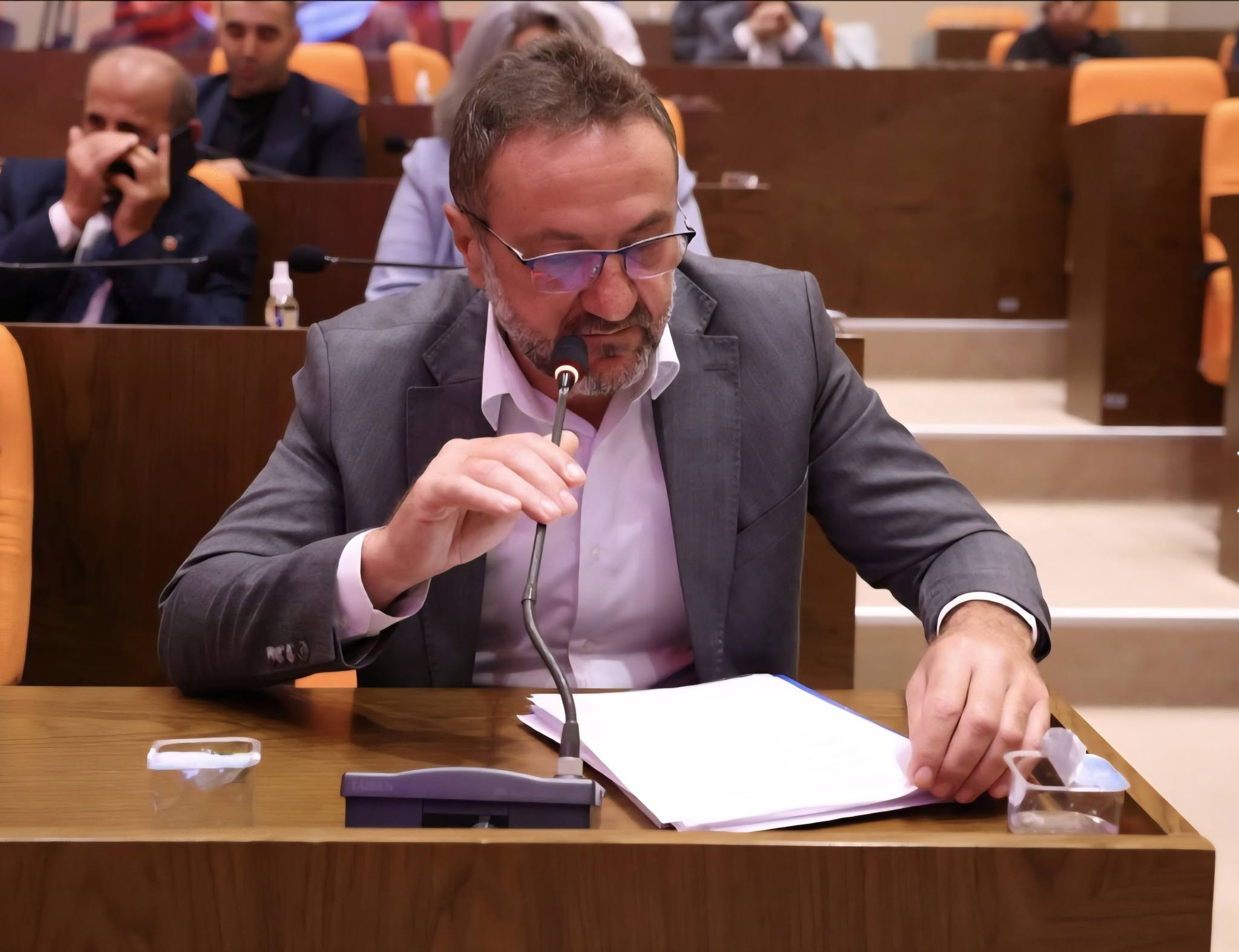 Soner Çiçekli’den Çekmeköy Meclisi’nde Sert Çıkış: “Ruhsat Süreçlerindeki Zaman Kaybı Azaltılmalı!”