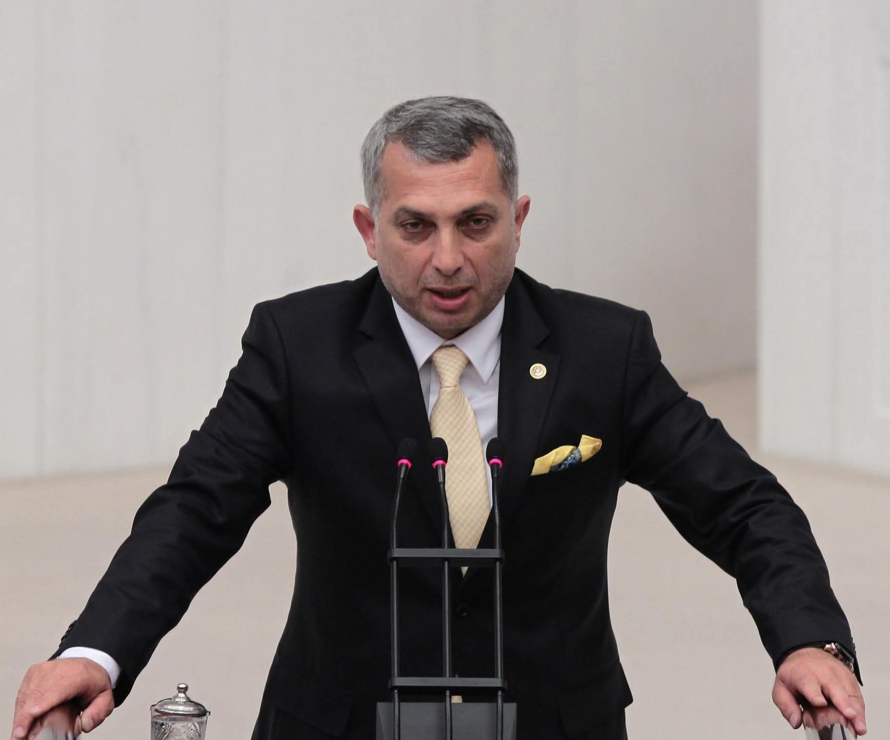 Metin Külünk’ten AK Parti’ye Sert Ekonomi Eleştirisi: “Canımızın Acıdığı Yer”