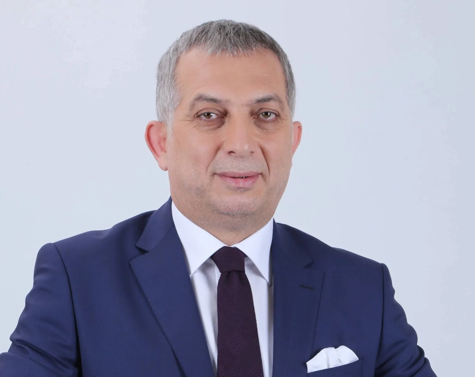 Metin Külünk’ten AK Parti tabanına eleştiri yağmuru: “Koltuklar kimsenin mülkü değildir”