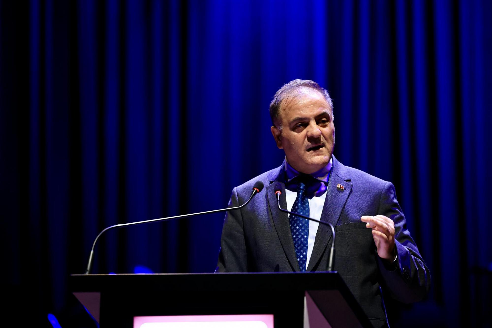 CEMAL REŞİT REY KONSER SALONU, YENİLENEN YÜZÜYLE KAPILARINI AÇTI
