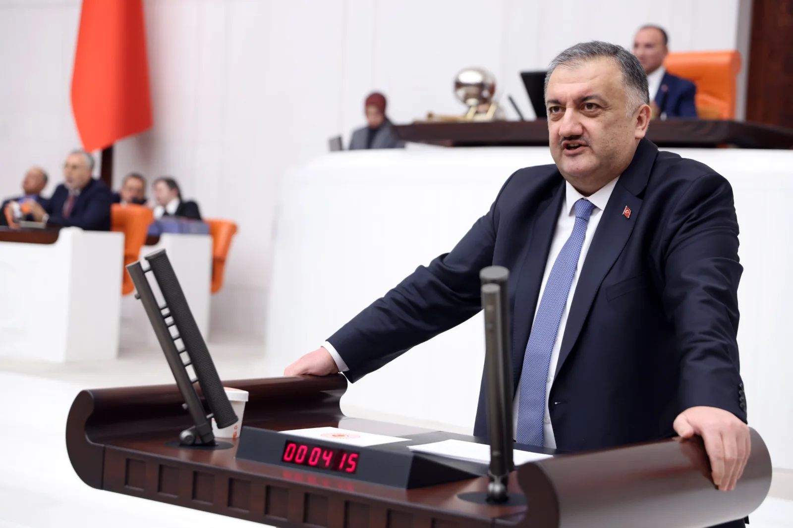 DEVA Partili Hasan Karal’dan 800 Milyar Liralık Fon Tartışmasına Sert Çıkış: “Türkiye’nin Sanayi Devlerini Geride Bırakan Bir Büyüklük!”