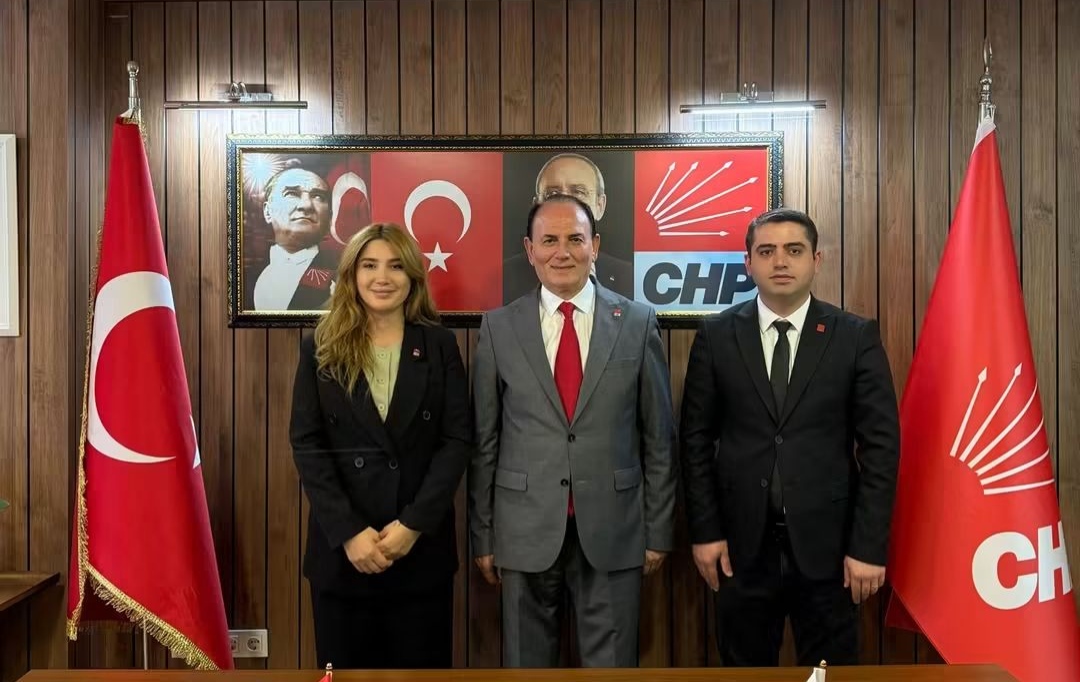 CHP Çekmeköy’de Kadın ve Gençlik Kollarında Yeni Dönem: Halis Gerbağa Kadrosunu Oluşturdu