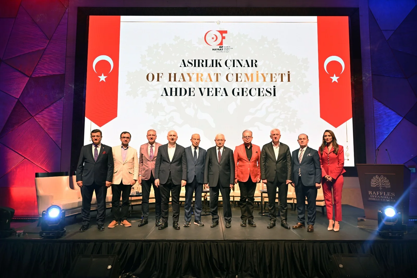 OF HAYRAT CEMİYETİ’NDEN EĞİTİME 85 MİLYON TL’LİK DESTEK! AHDE VEFA GECESİ’NDE ANLAMLI BULUŞMA