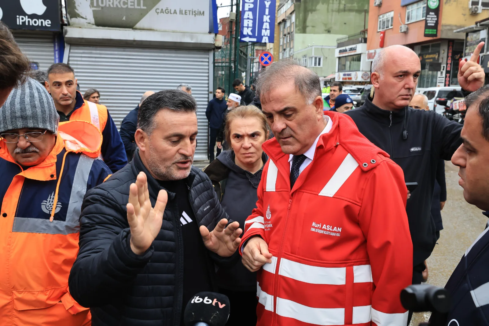Nuri Aslan’dan İstanbul’daki Sel Felaketi Açıklaması: “30 Bin Noktaya Müdahale Ettik”