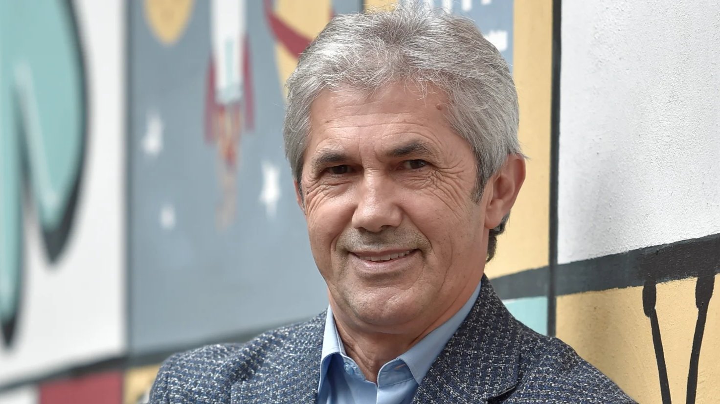 SOSYAL MEDYA KULLANICISI BAŞKA, GAZETECİ BAŞKA!