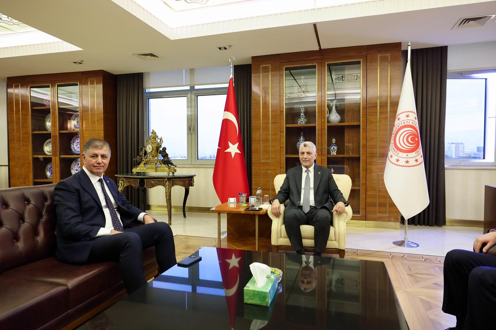 Cemil Tugay’dan Ticaret Bakanı Ömer Bolat’a Ziyaret: İzmir’in Ekonomisi ve Fuarlar Masaya Yatırıldı